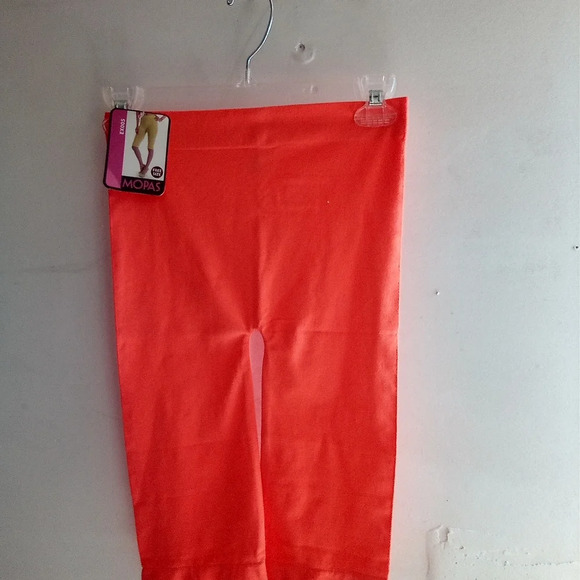 Mopas shorts one size (box 17) - Picture 1 of 2